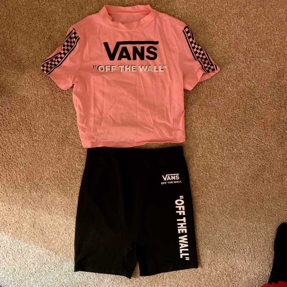 vans biker short crop top set